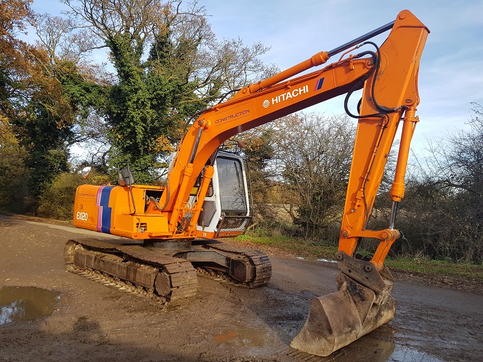 日立挖掘機(jī)液壓驅(qū)動(dòng)維修教程