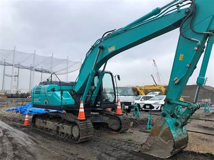 神鋼挖掘機液壓剎車總泵這么維修