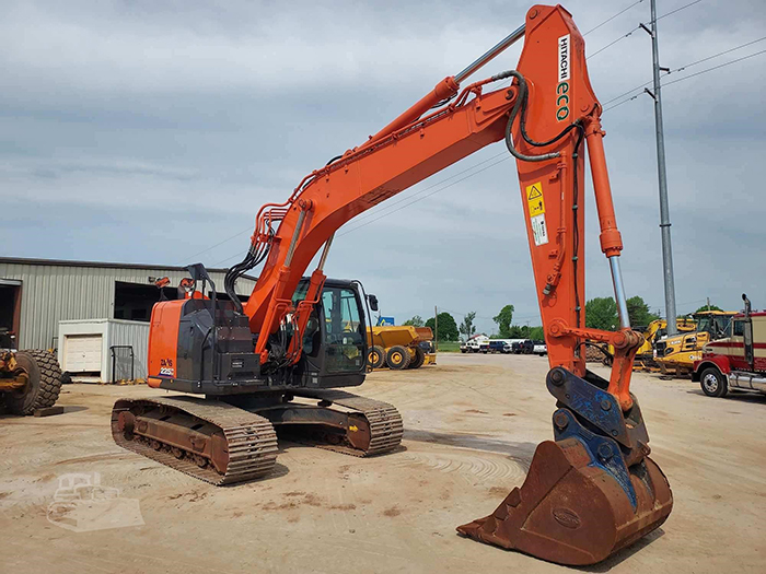 日立挖掘機液壓泵維修:專業售后服務保障